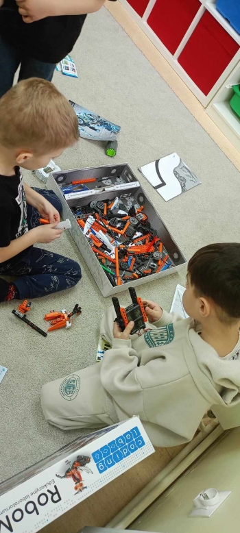 483523881_1236113761505803_3102905863406674557_n