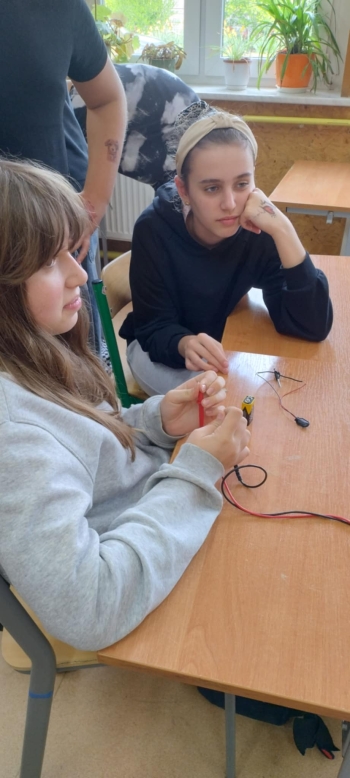 cbc73ab1-7fa6-445d-9acf-f08ad51806d9