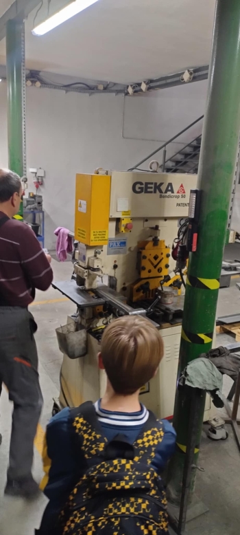 0007a04f-4be1-406a-a6ca-a479e3ff8366