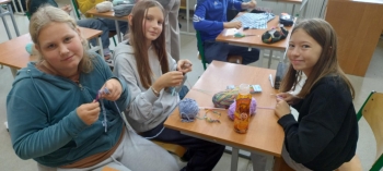 aef5bd60-fc21-4d8a-8779-63bb0c4bd29c (1)