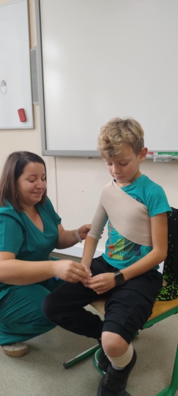 4e9383fe-1d66-463c-beb3-fdc73c7b7a40