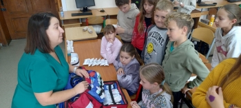 6ab38eea-cf25-4224-8043-df8c65a141aa