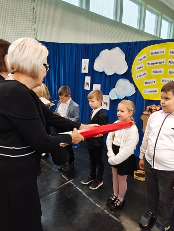 561126102_122096470953076792_7410743914077186664_n