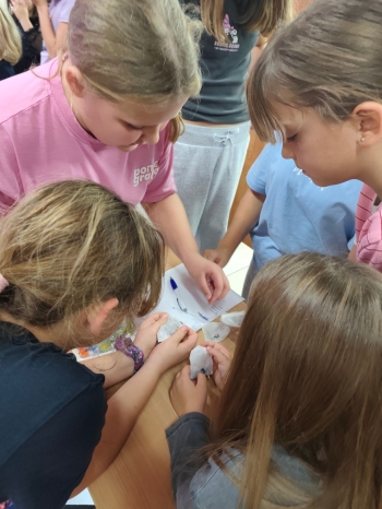 565161321_122099460297076792_5779438583089023456_n