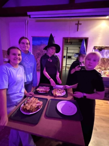 566249286_122099457633076792_5649024294843198306_n