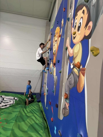 566572974_3735088996796712_2364878479432291983_n