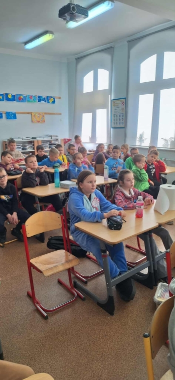 578214194_122106678111076792_3243461167016870748_n