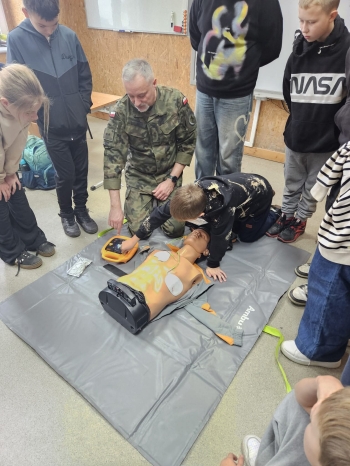 589370235_122109908517076792_5481937088764568857_n