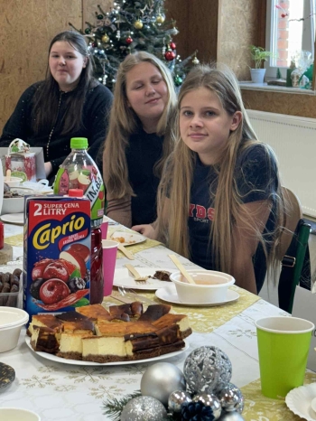 600219872_122113916049076792_1642715527702358487_n