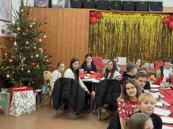 601998667_122113916097076792_3550670911697216703_n