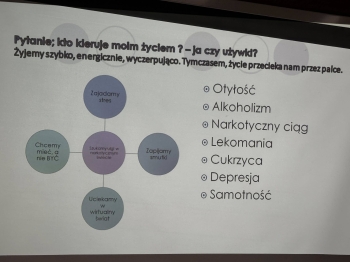 628016517_122121353973076792_1929570127922117873_n