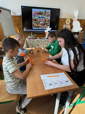 656246604_122128293759076792_6182658997234905302_n