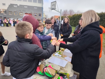 667727645_122130188457076792_3277595131745591695_n