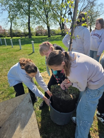 678753082_122132417751076792_5384031431691946622_n