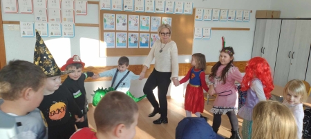 Bal karnawałowy klas 1-3