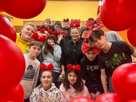 Chemiczna paleta barw - luty w odcieniach czerwieni