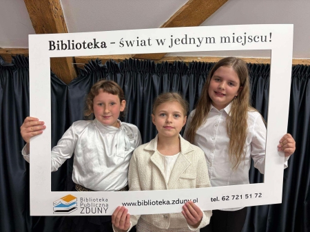 Konlkurs plastyczny: majowe święta w mojej małej Ojczyźnie.