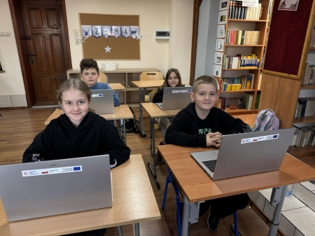''Cyfrowy uczeń, czyli cyfrowa transformacja edukacji''