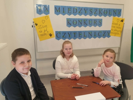 Sukces drugoklasistów w IX Międzyszkolnym Konkursie Czytelniczym w Smolicach